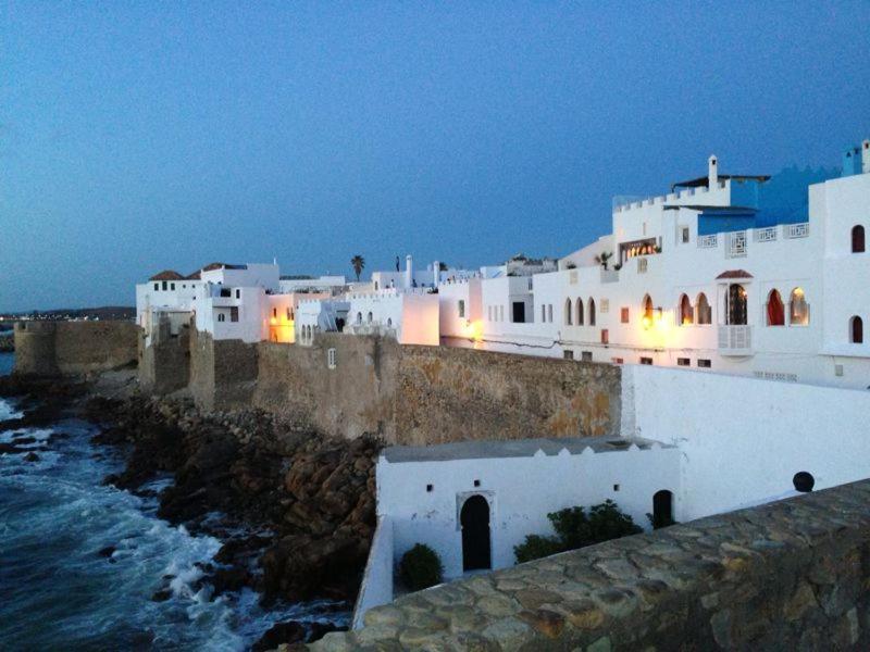Отель Dar Manara - Medina D'Асила Экстерьер фото